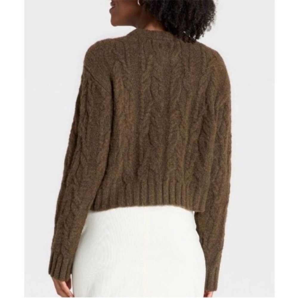 Universal Thread XS Cable Knit Sweater - NWT - Picture 2 of 3